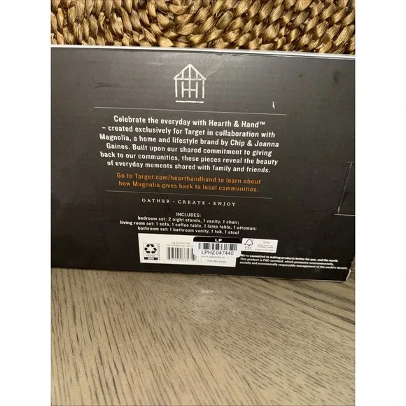 Brand New Hearth Hand Magnolia Toy Dollhouse Furniture 11-Pieces Wooden Set Bath - Picture 5 of 5